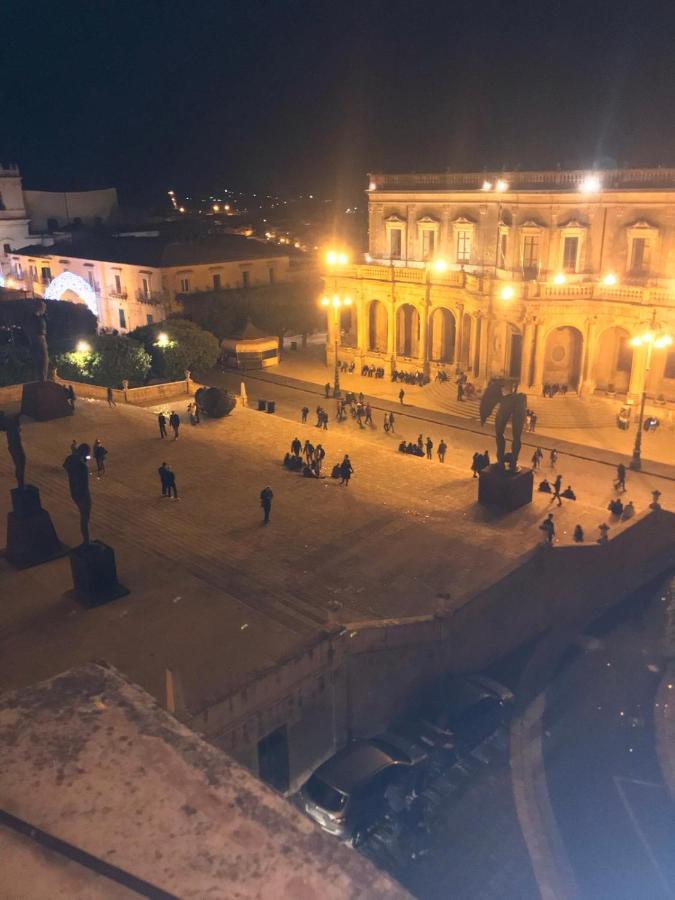 Landolina Palace Hotel Noto Exterior photo